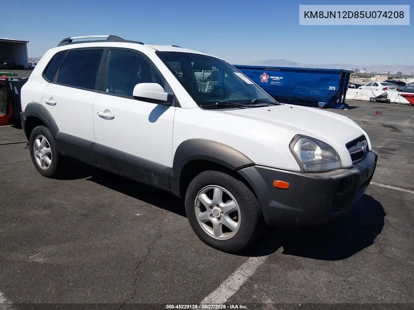 2005 Hyundai Tucson Gls/Lx VIN: KM8JN12D85U074208 Lot: 45229128