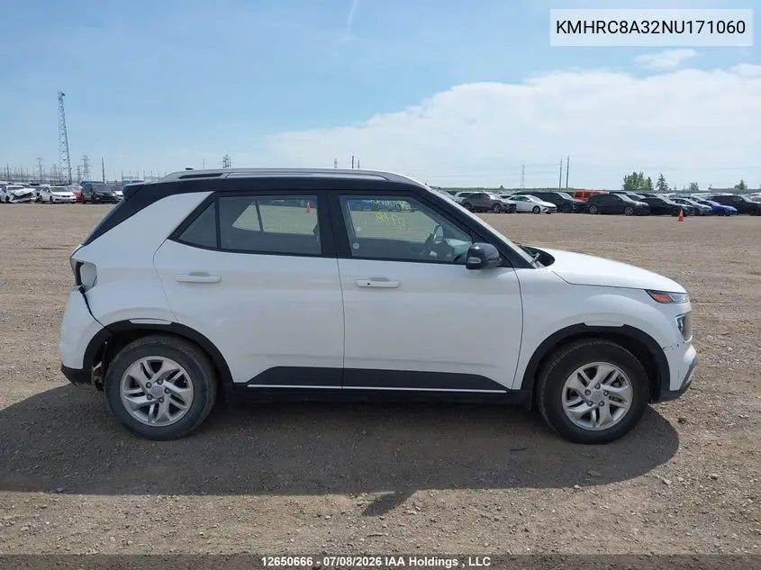 2022 Hyundai Venue Preferred With Two-Tone Body Colour VIN: KMHRC8A32NU171060 Lot: 12650666