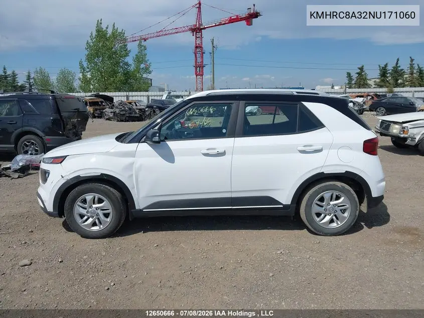 2022 Hyundai Venue Preferred With Two-Tone Body Colour VIN: KMHRC8A32NU171060 Lot: 12650666