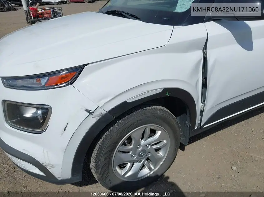 2022 Hyundai Venue Preferred With Two-Tone Body Colour VIN: KMHRC8A32NU171060 Lot: 12650666
