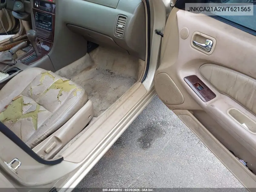 1998 Infiniti I30 Standard/Touring VIN: JNKCA21A2WT621565 Lot: 44699510