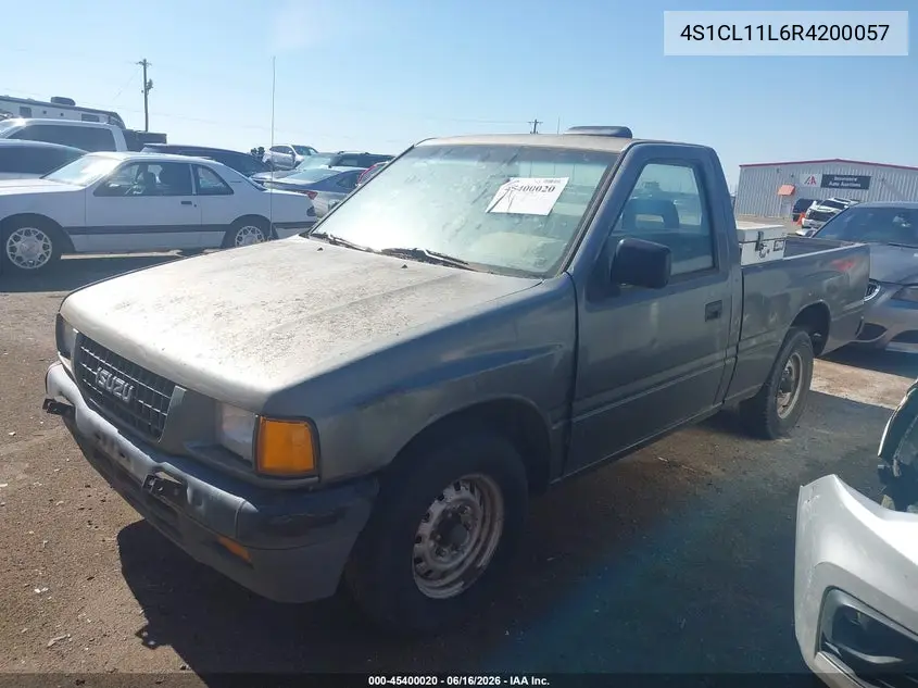 1994 Isuzu Conventional Short Wheelbase VIN: 4S1CL11L6R4200057 Lot: 45400020