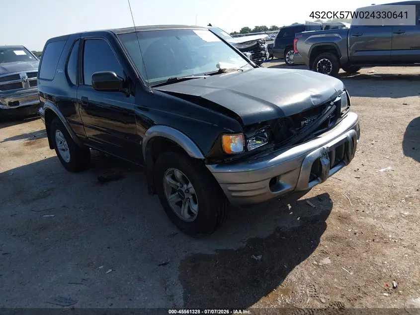 2002 Isuzu Rodeo Sport S 3.2L V6 Hard Top/S 3.2L V6 Soft Top VIN: 4S2CK57W024330641 Lot: 45561328