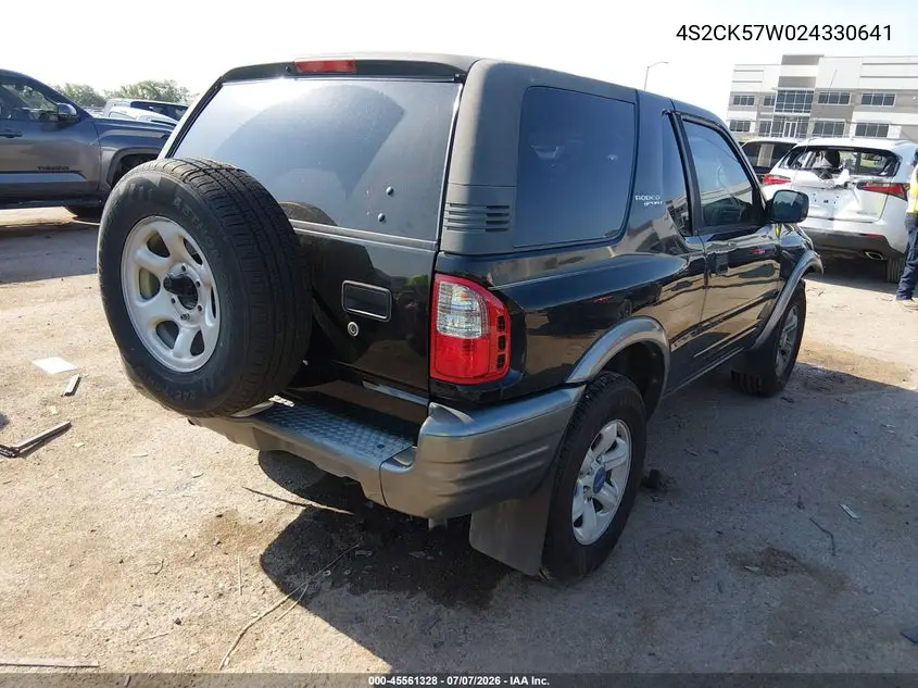 2002 Isuzu Rodeo Sport S 3.2L V6 Hard Top/S 3.2L V6 Soft Top VIN: 4S2CK57W024330641 Lot: 45561328