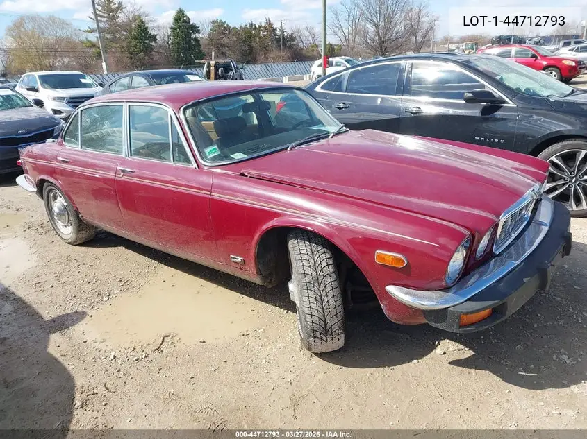 1977 Jaguar S-Type VIN: JBVLV49C109911 Lot: 44712793