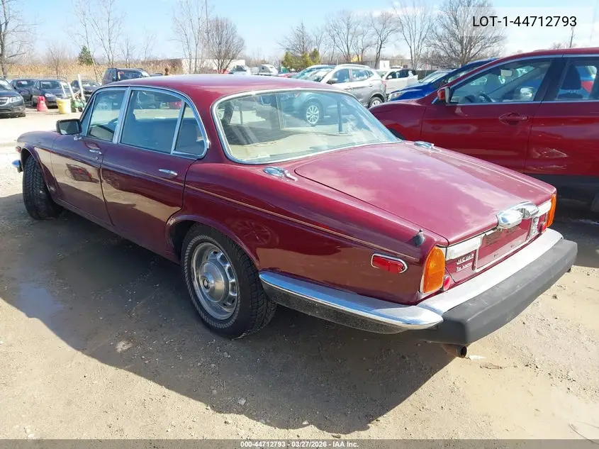 1977 Jaguar S-Type VIN: JBVLV49C109911 Lot: 44712793