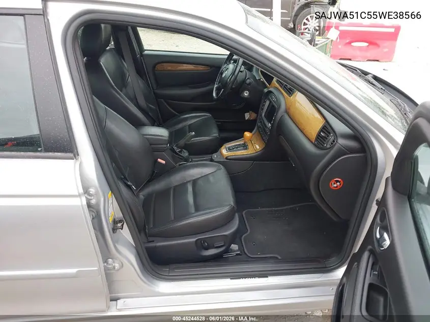 2005 Jaguar X-Type 3.0 VIN: SAJWA51C55WE38566 Lot: 45244528