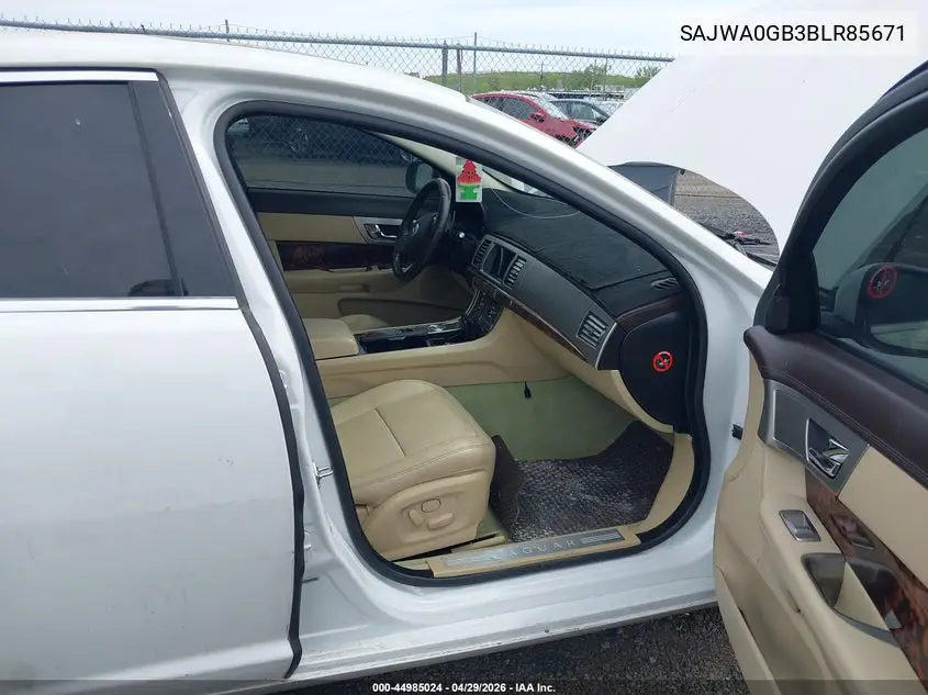 2011 Jaguar Xf Premium VIN: SAJWA0GB3BLR85671 Lot: 44985024