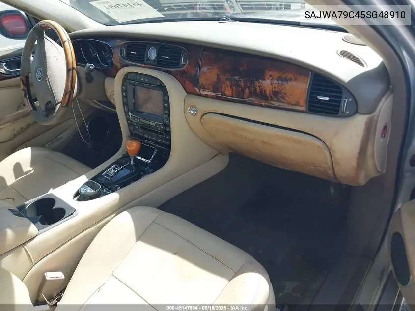 2005 Jaguar Xj Xj8 L VIN: SAJWA79C45SG48910 Lot: 45147694