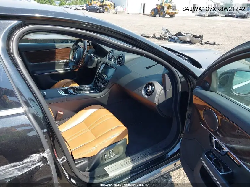 2019 Jaguar Xj R-Sport VIN: SAJWA1C7XK8W21242 Lot: 45610324