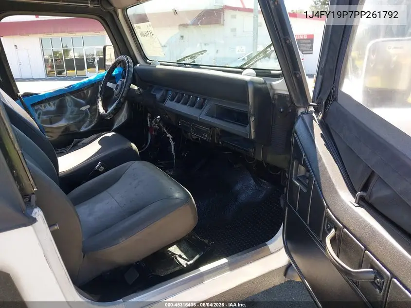 1993 Jeep Wrangler / Yj S VIN: 1J4FY19P7PP261792 Lot: 45316406