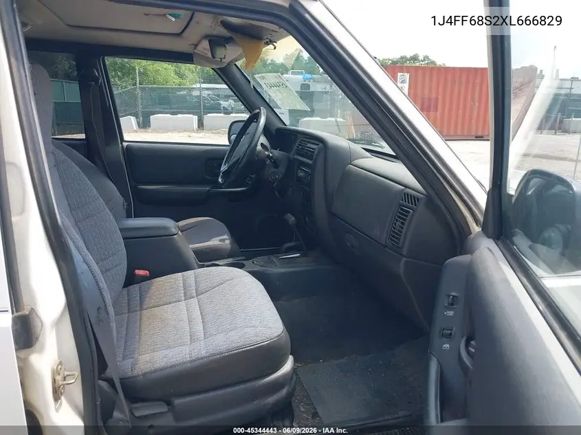 1999 Jeep Cherokee Classic/Sport VIN: 1J4FF68S2XL666829 Lot: 45344443