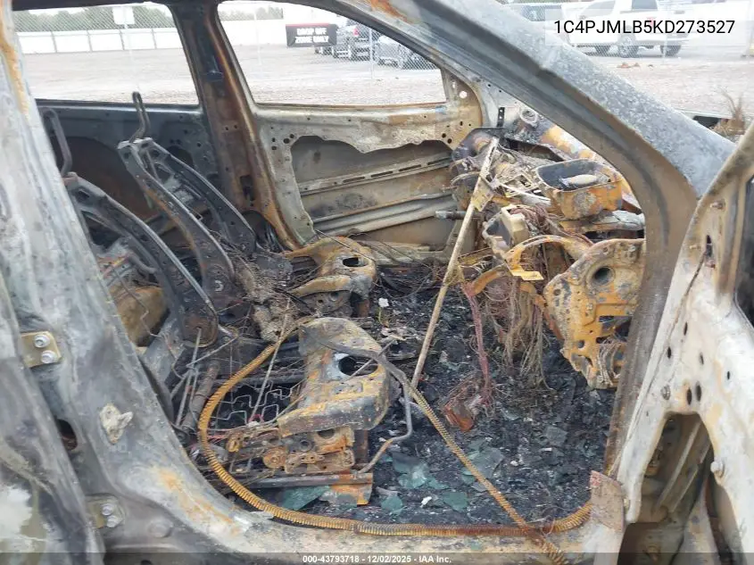 1C4PJMLB5KD273527 2019 Jeep Cherokee Latitude Plus 4X4