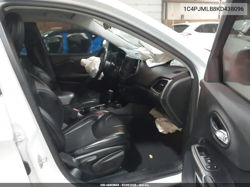 1C4PJMLB8KD438096 2019 Jeep Cherokee Latitude Plus 4X4