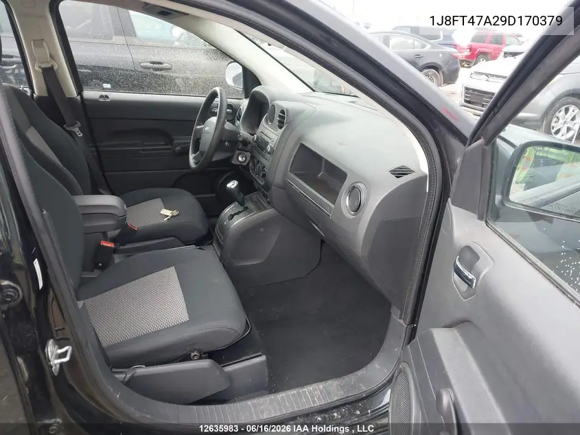 2009 Jeep Compass Sport VIN: 1J8FT47A29D170379 Lot: 12635983