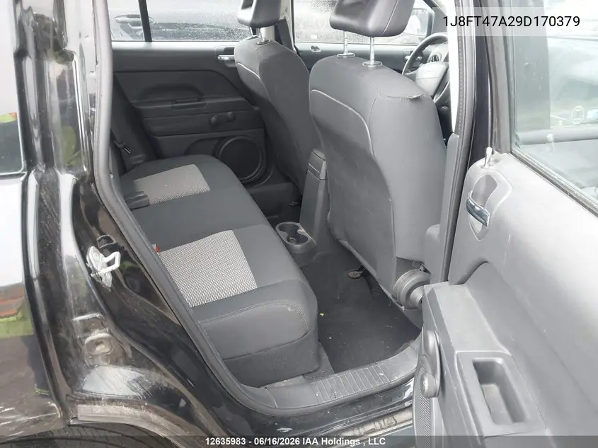 2009 Jeep Compass Sport VIN: 1J8FT47A29D170379 Lot: 12635983