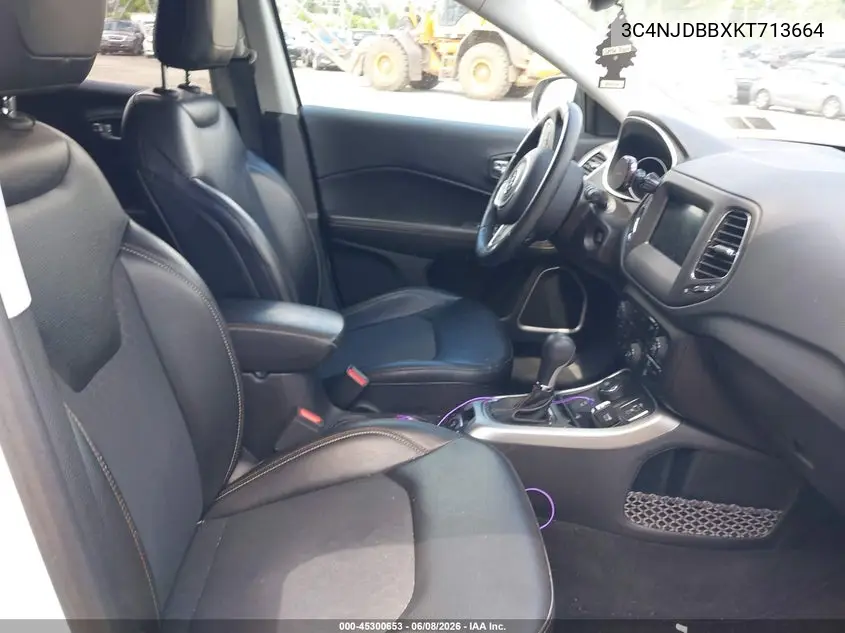 2019 Jeep Compass Latitude 4X4 VIN: 3C4NJDBBXKT713664 Lot: 45300653