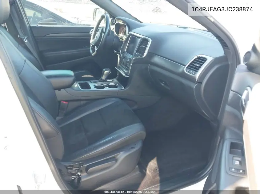 1C4RJEAG3JC238874 2018 Jeep Grand Cherokee Laredo E 4X2