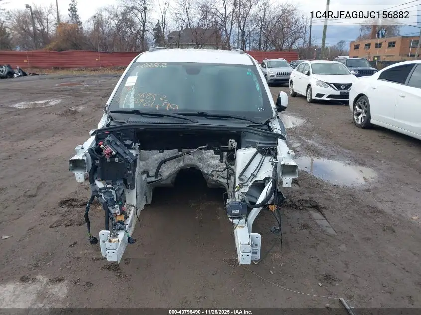 1C4RJFAG0JC156882 2018 Jeep Grand Cherokee Laredo E 4X4