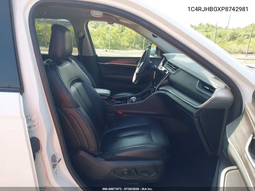 2023 Jeep Grand Cherokee Limited 4X4 VIN: 1C4RJHBGXP8742981 Lot: 45671073