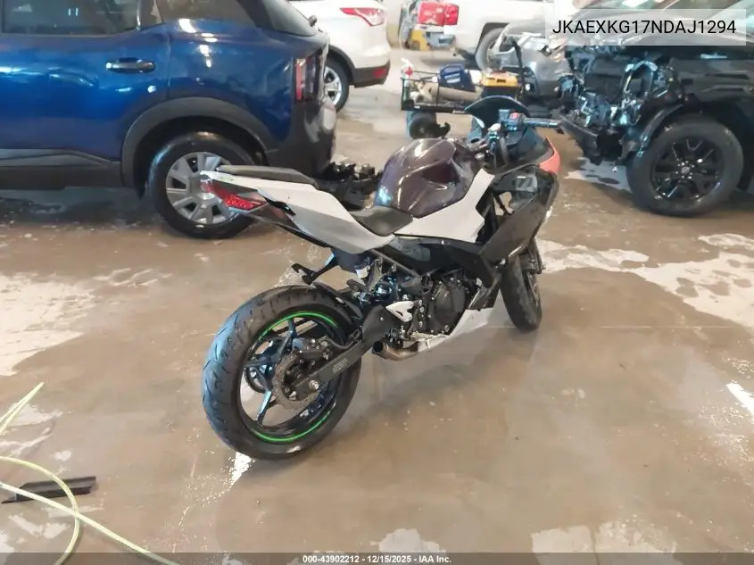 2022 Kawasaki Ex400 VIN: JKAEXKG17NDAJ1294 Lot: 43902212