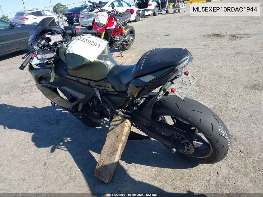 2024 Kawasaki Ex650 P VIN: ML5EXEP10RDAC1944 Lot: 42228203