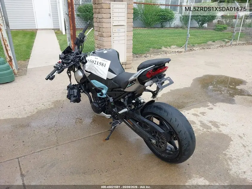 2025 Kawasaki Zr900 S VIN: ML5ZRDS1XSDA01675 Lot: 45021581