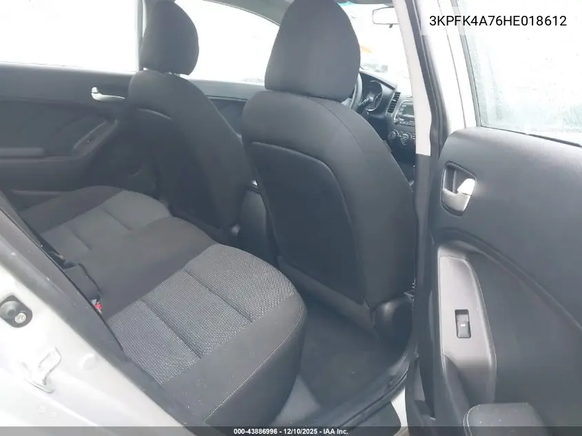 3KPFK4A76HE018612 2017 Kia Forte Lx