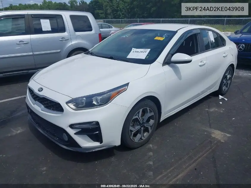 3KPF24AD2KE043908 2019 Kia Forte Lxs