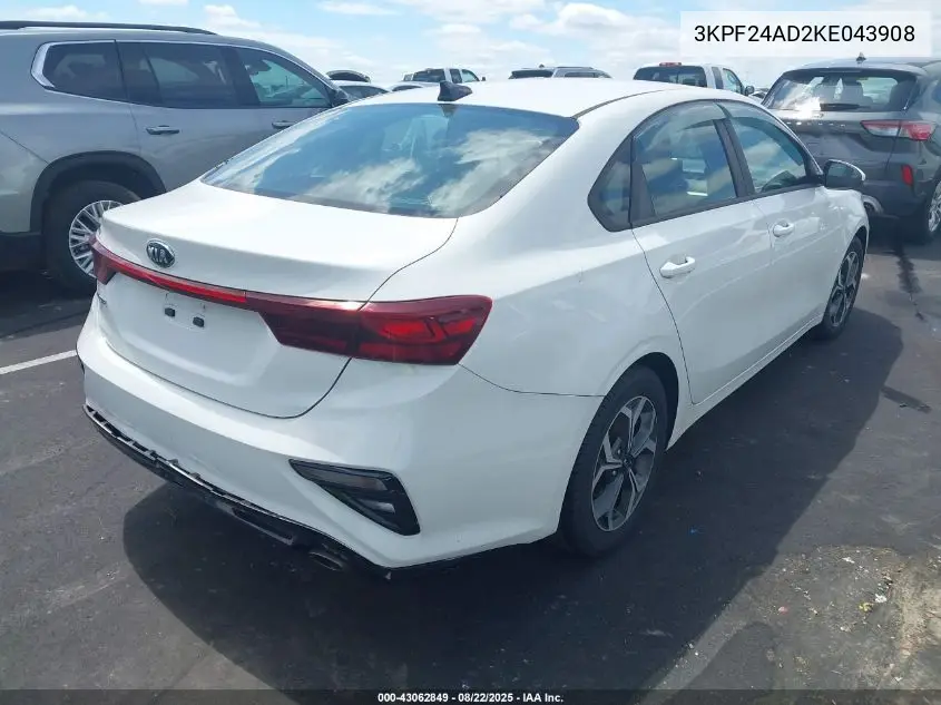 3KPF24AD2KE043908 2019 Kia Forte Lxs