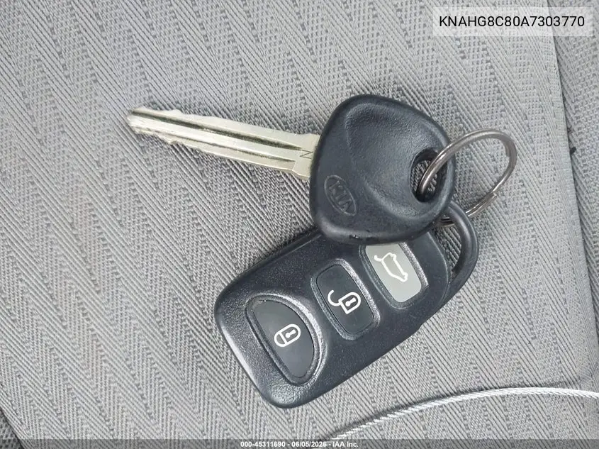 2010 Kia Rondo Lx VIN: KNAHG8C80A7303770 Lot: 45311690