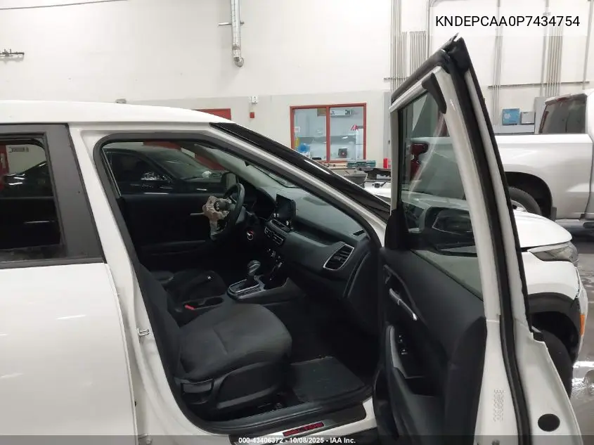 KNDEPCAA0P7434754 2023 Kia Seltos Lx