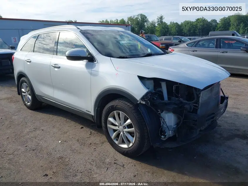 2016 Kia Sorento 2.4L Lx VIN: 5XYPGDA33GG070025 Lot: 45642006
