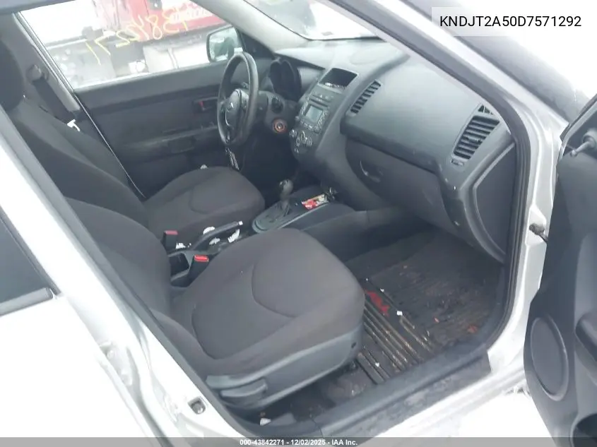 KNDJT2A50D7571292 2013 Kia Soul