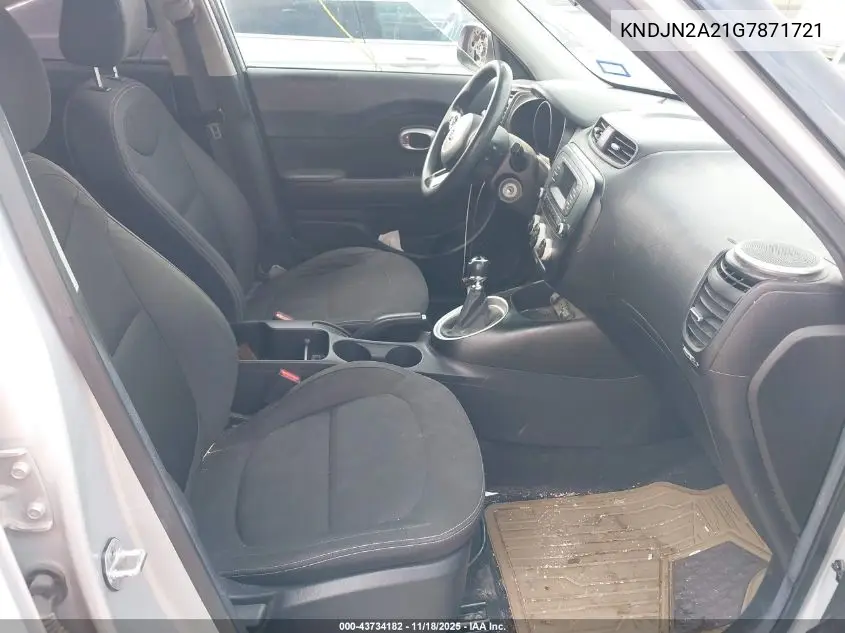 KNDJN2A21G7871721 2016 Kia Soul