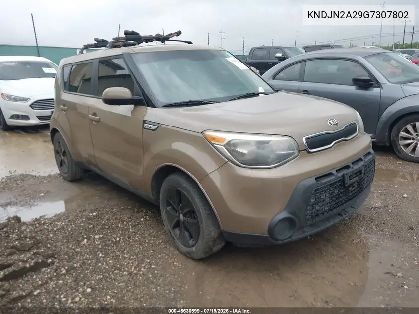 KNDJN2A29G7307802 2016 Kia Soul