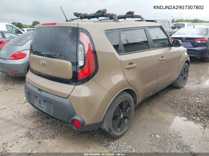 KNDJN2A29G7307802 2016 Kia Soul
