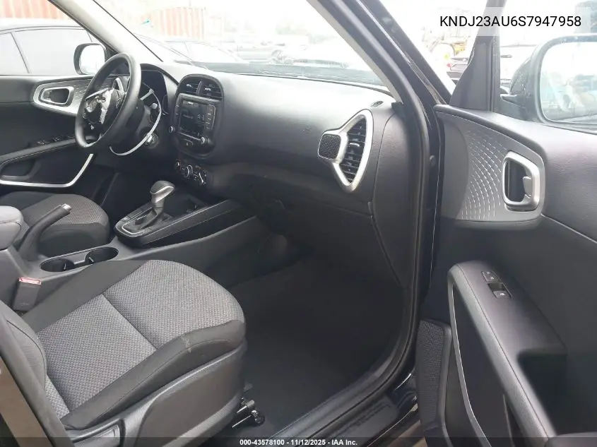 KNDJ23AU6S7947958 2025 Kia Soul Lx