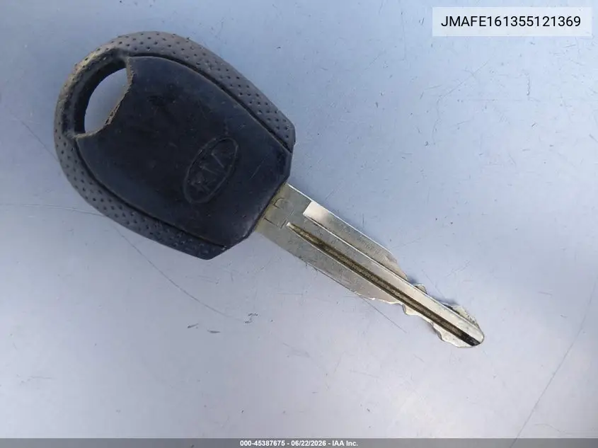 2005 Kia Spectra5 VIN: KNAFE161355121369 Lot: 45387675