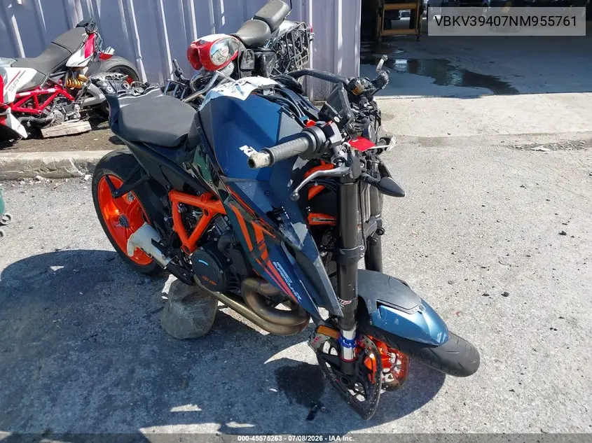 2022 Ktm 1290 Super Duke R VIN: VBKV39407NM955761 Lot: 45575263