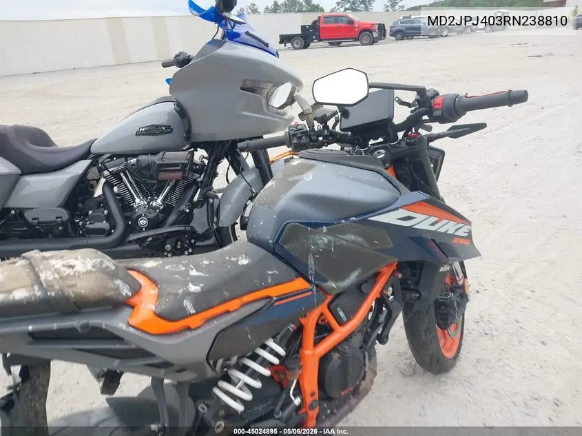 2024 Ktm 390 Duke VIN: MD2JPJ403RN238810 Lot: 45024895