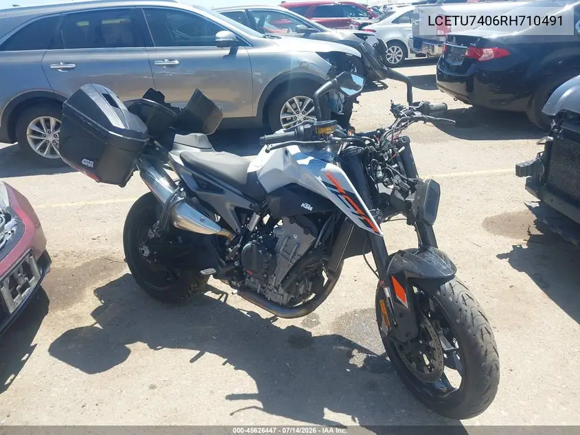2024 Ktm 790 Duke VIN: LCETU7406RH710491 Lot: 45626447