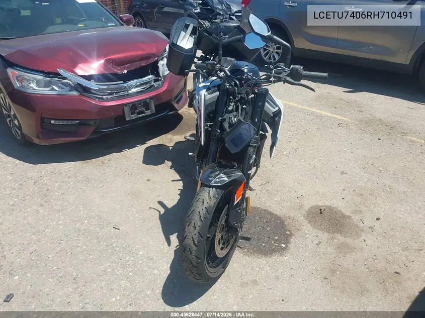 2024 Ktm 790 Duke VIN: LCETU7406RH710491 Lot: 45626447