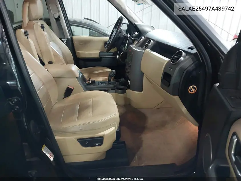 2007 Land Rover Lr3 V8 Se VIN: SALAE25497A439742 Lot: 45681526