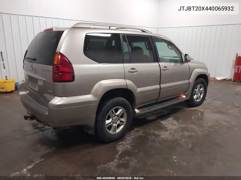 2004 Lexus Gx 470 VIN: JTJBT20X440065932 Lot: 45266806