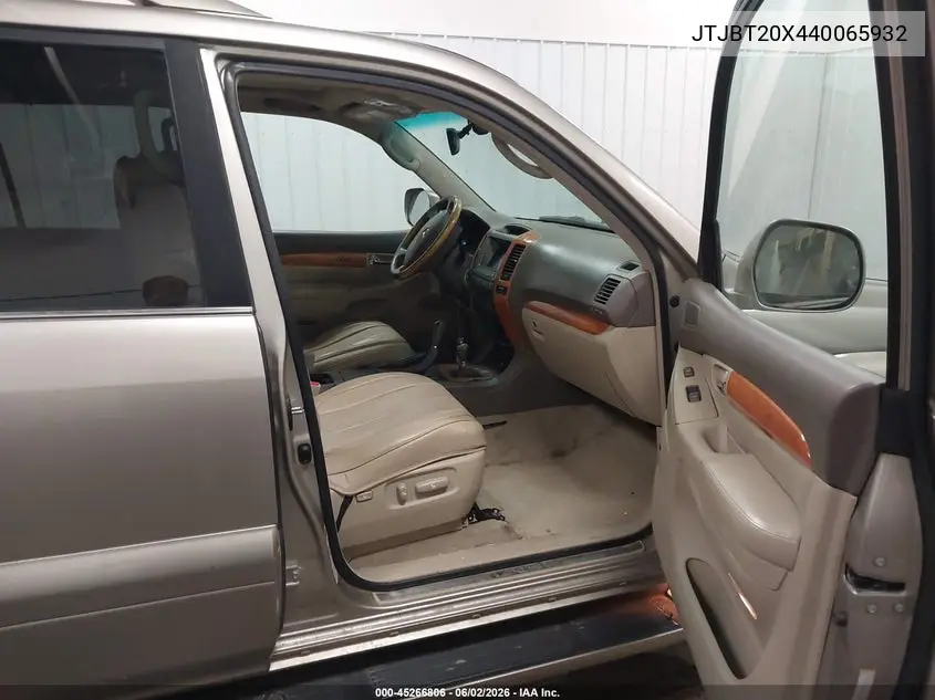 2004 Lexus Gx 470 VIN: JTJBT20X440065932 Lot: 45266806