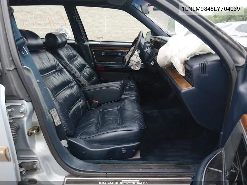 1990 Lincoln Continental Signature VIN: 1LNLM9848LY704039 Lot: 45414368