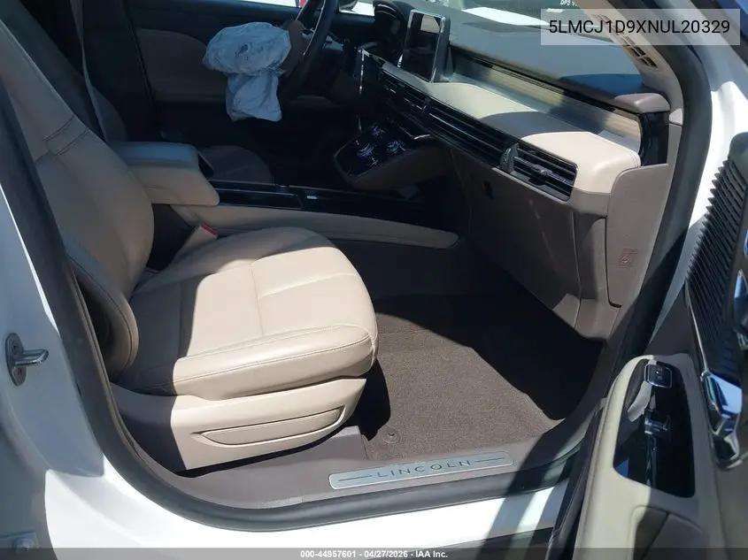 2022 Lincoln Corsair Standard VIN: 5LMCJ1D9XNUL20329 Lot: 44957601
