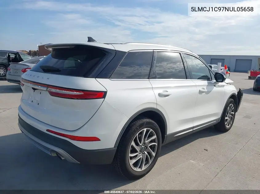 2022 Lincoln Corsair Standard VIN: 5LMCJ1C97NUL05658 Lot: 45540637
