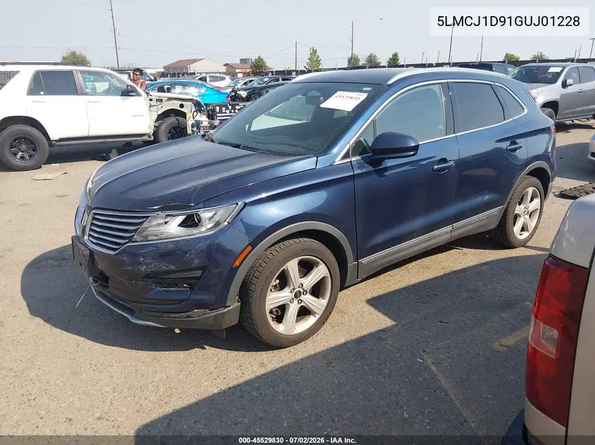 2016 Lincoln Mkc Premier VIN: 5LMCJ1D91GUJ01228 Lot: 45529830